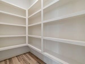 {{ custom_values.service_1 }} in {{custom_values.area_3})