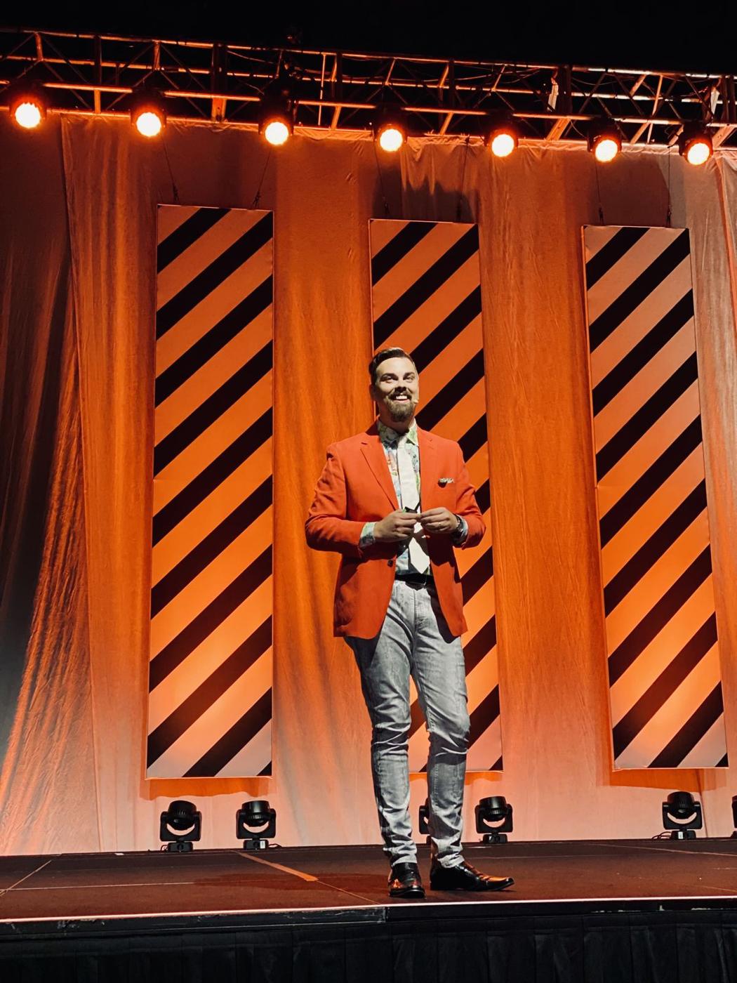 Geoff Belleville speaking on stage