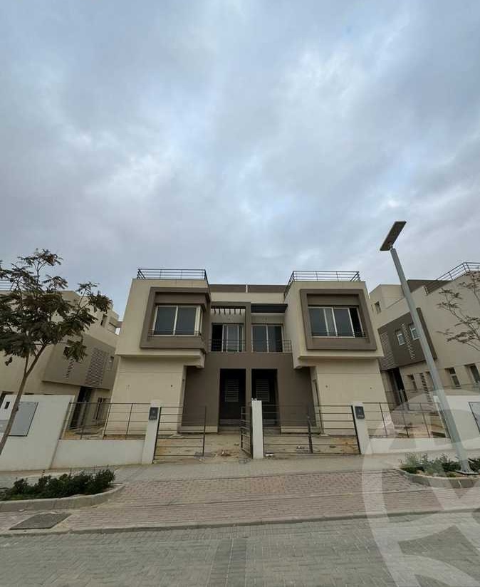 الواجهة الأمامية