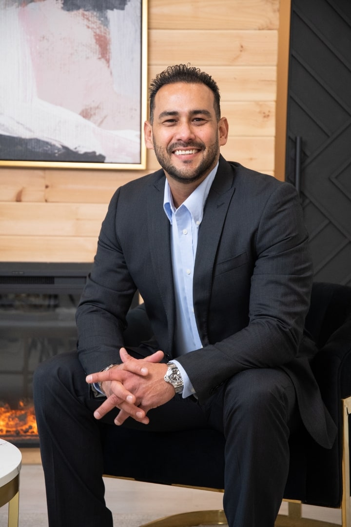 Ricardo Toledo, Agente de Seguros de Vida Certificado