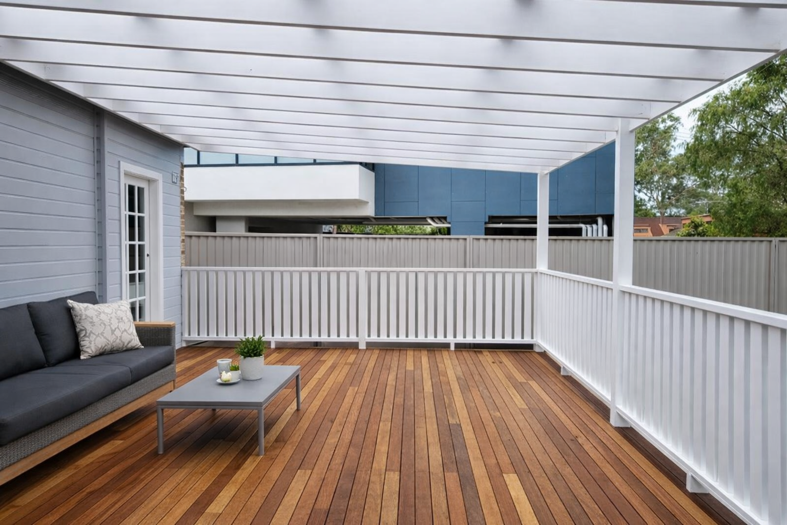 Outdoor living pergola deck