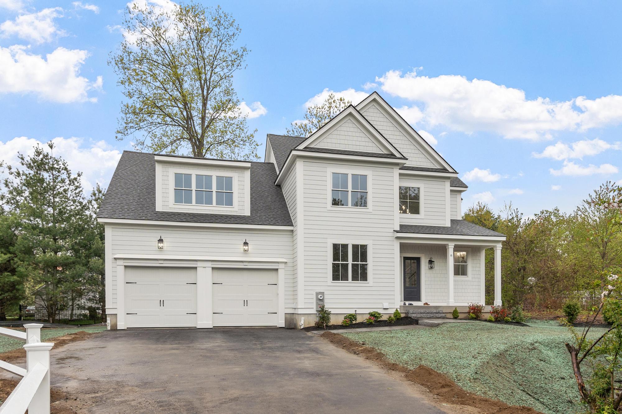 8 Highland Hill Drive, Shrewsbury — Recently remodled