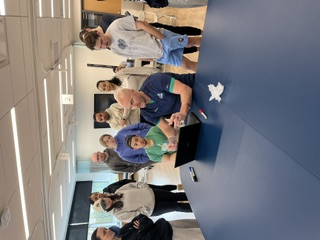 Dr. Lenny Roberts teaching a group of Jefferson University students