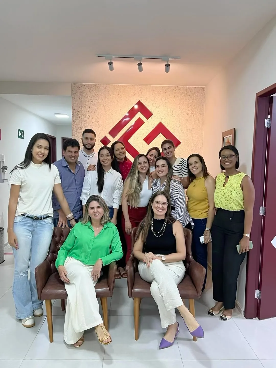 Turma 1 da Especialização em Endodontia no IGA