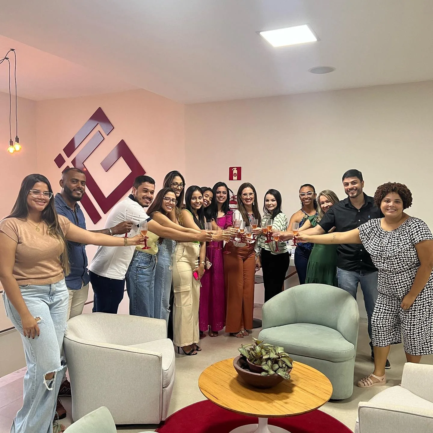 Turma 4 da Aperfeiçoamento em Endodontia reunida