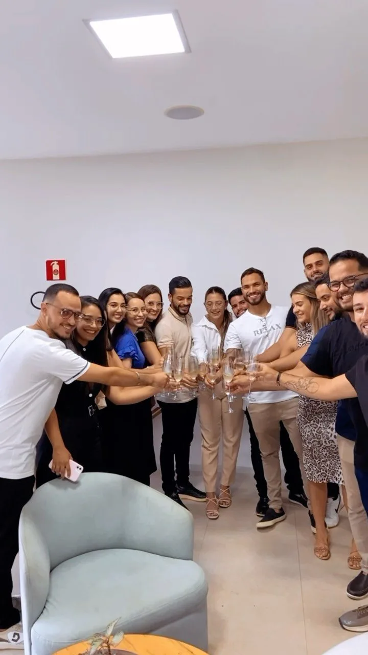 Turma 5 da Aperfeiçoamento em Endodontia no início do curso