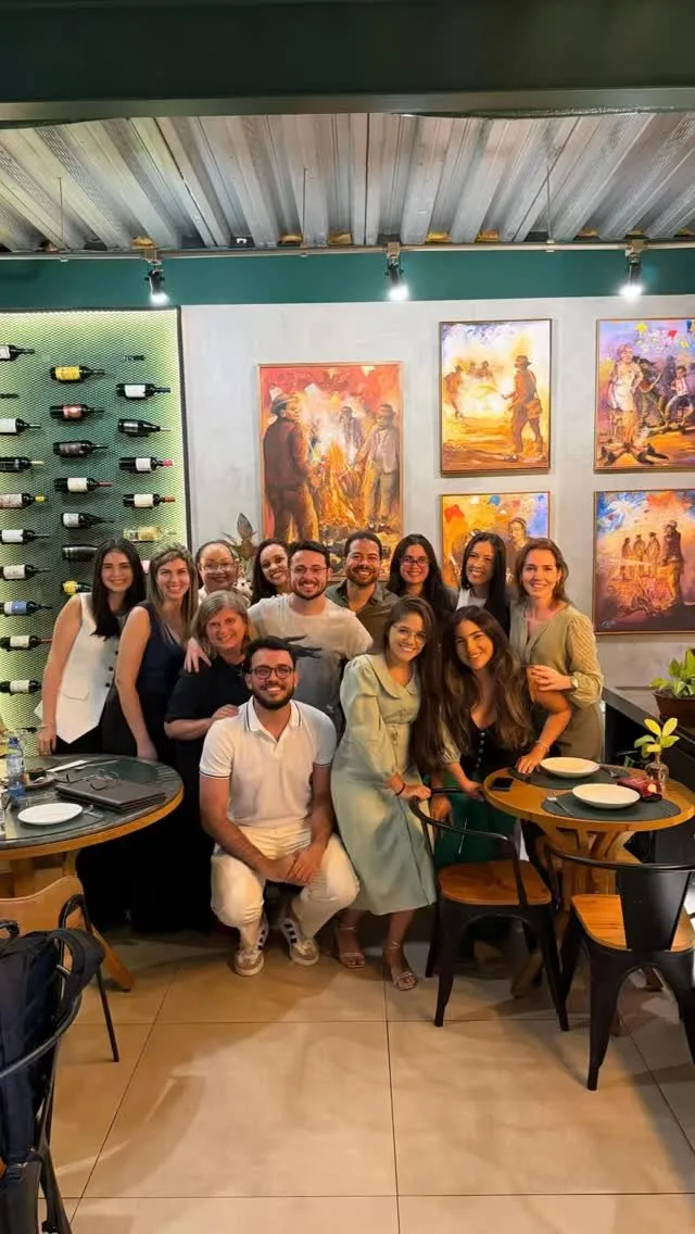 Turma 4 da Aperfeiçoamento em Periodontia no encerramento do curso