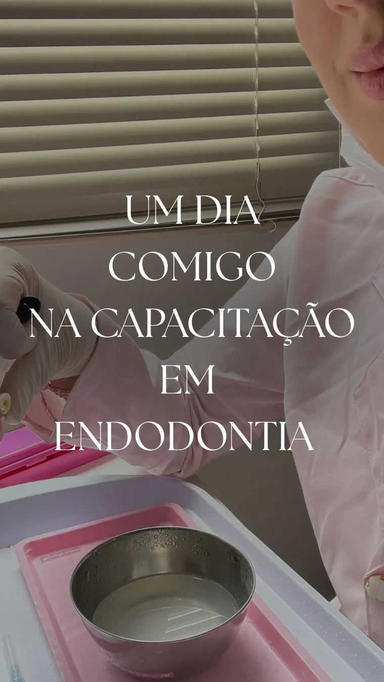 Turma 6 da Capacitação em Endodontia em aula prática