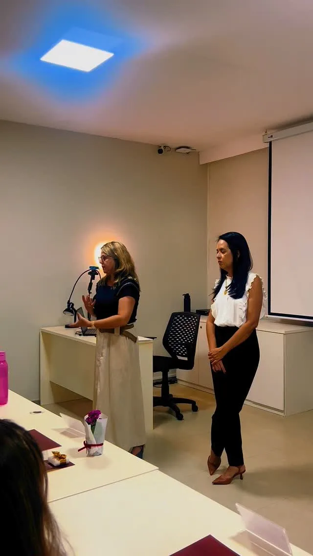 Turma 2 da Habilitação em Laserterapia em aula teórica