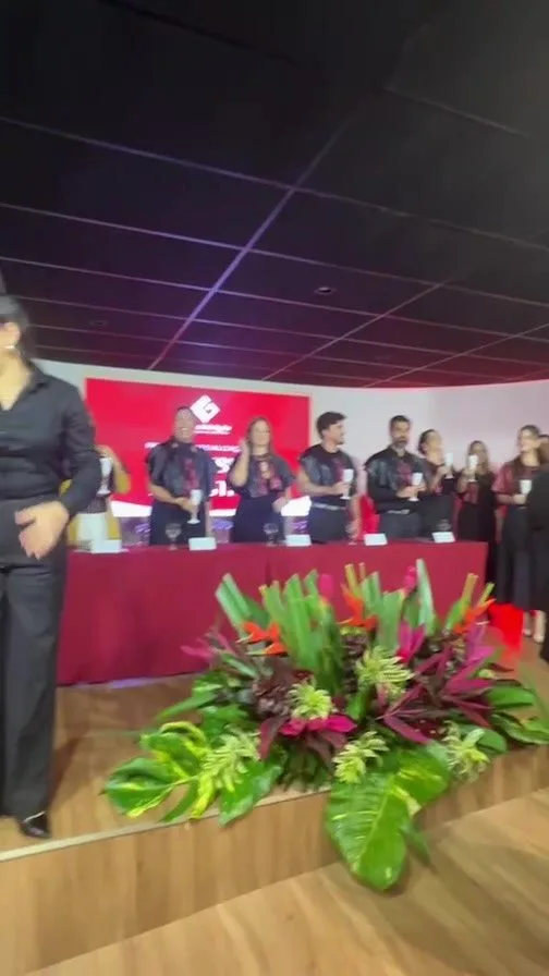 Turma 1 da Especialização em Prótese e Dentística na formatura