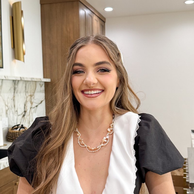 Alexandra Banks, Realtor