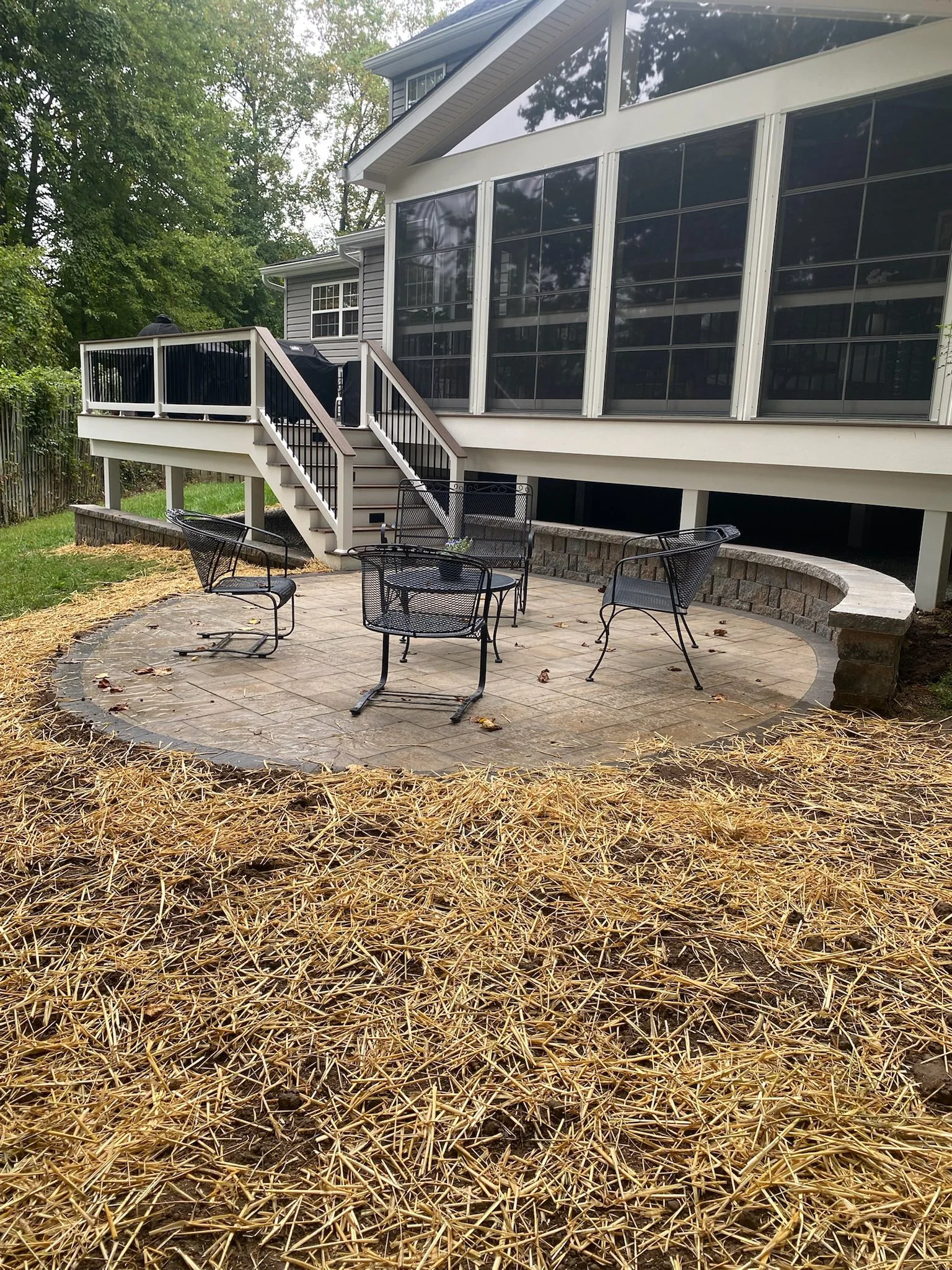  Walkways & Sidewalks