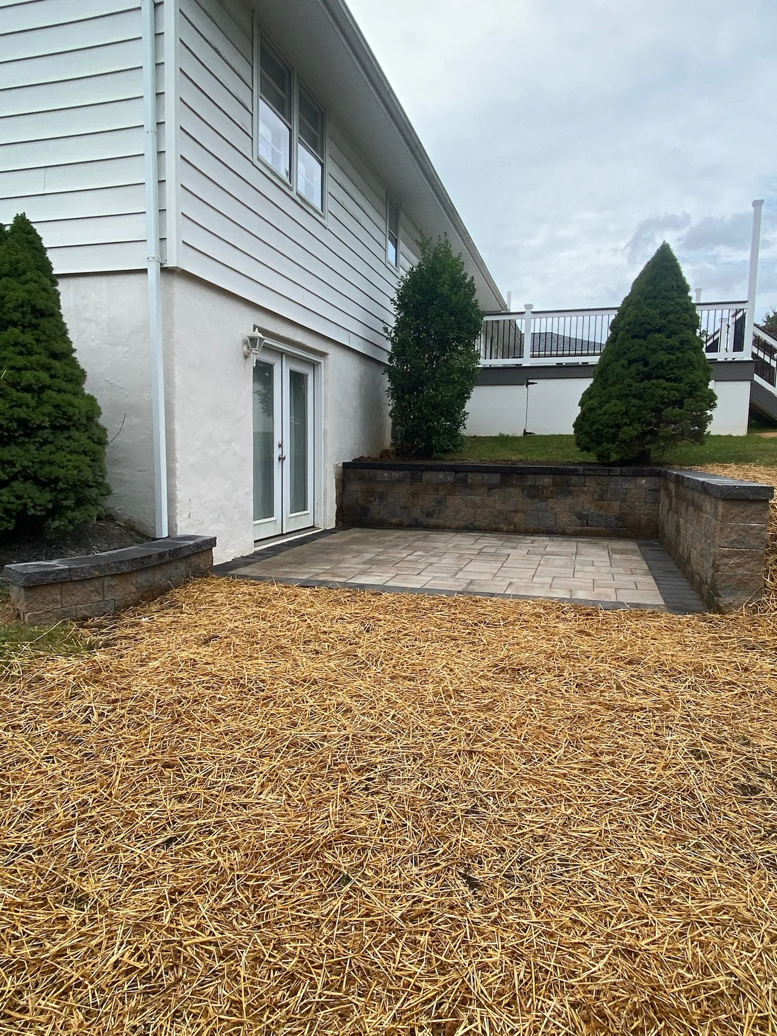  Walkways & Sidewalks