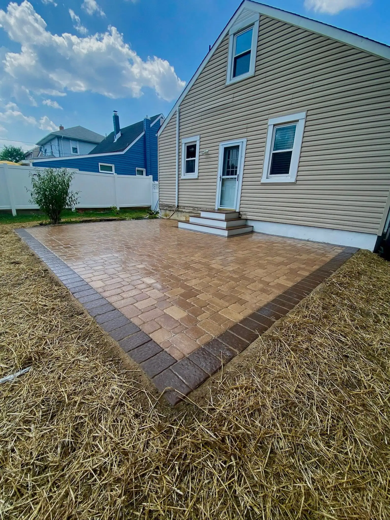 Crofton Walkways & Sidewalks