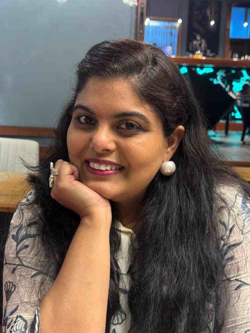 Lavina Jhangiani, Timeless Swirls Calligraphy & Design Studio