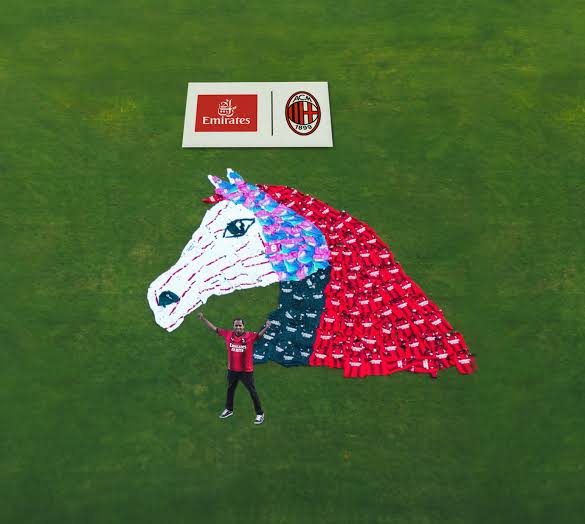 Horse installation made from 187 AC Milan jerseys by Kareem, Dubai World Cup 2024