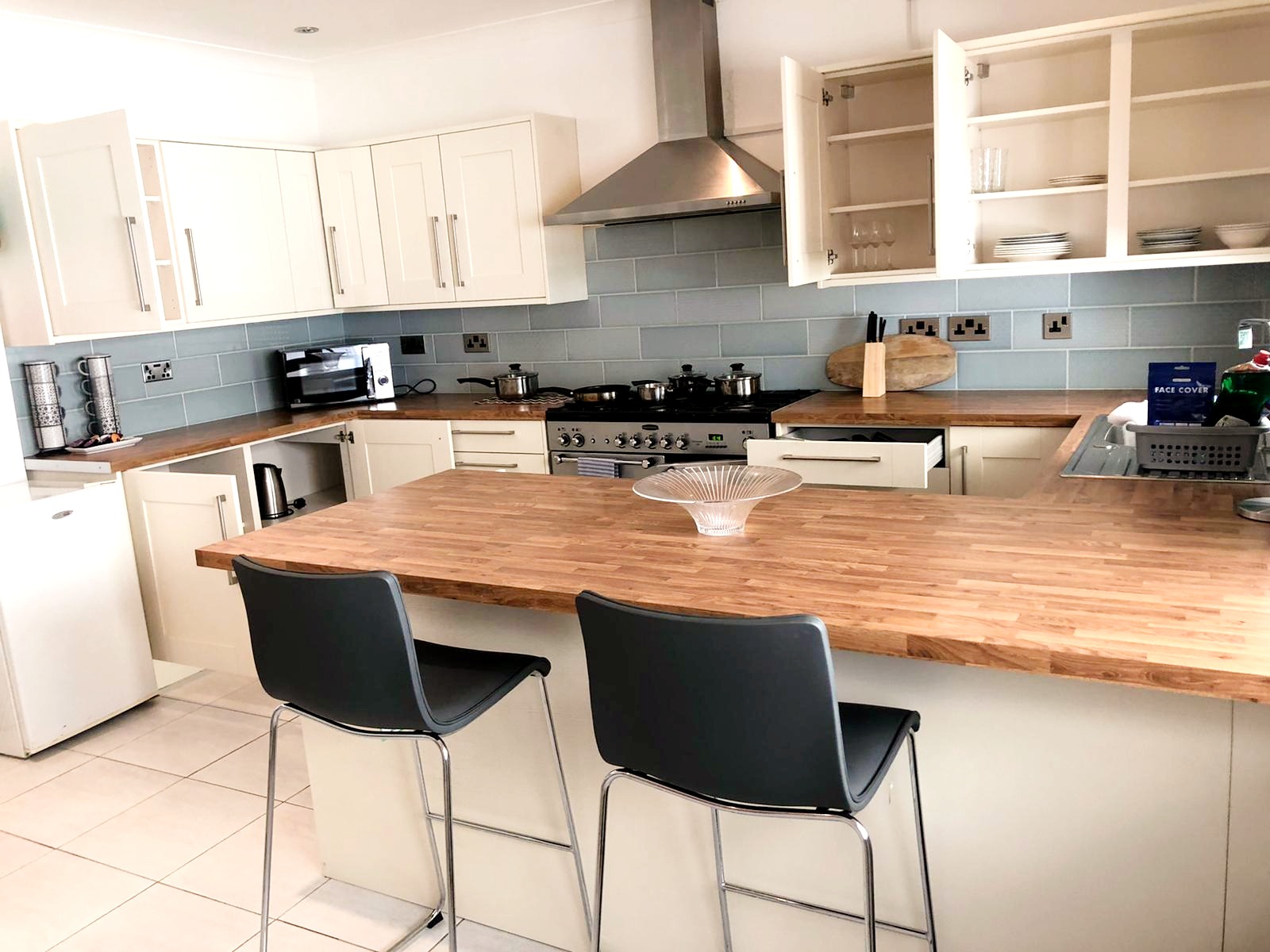 Kitchen in Homely Spaces accommodation