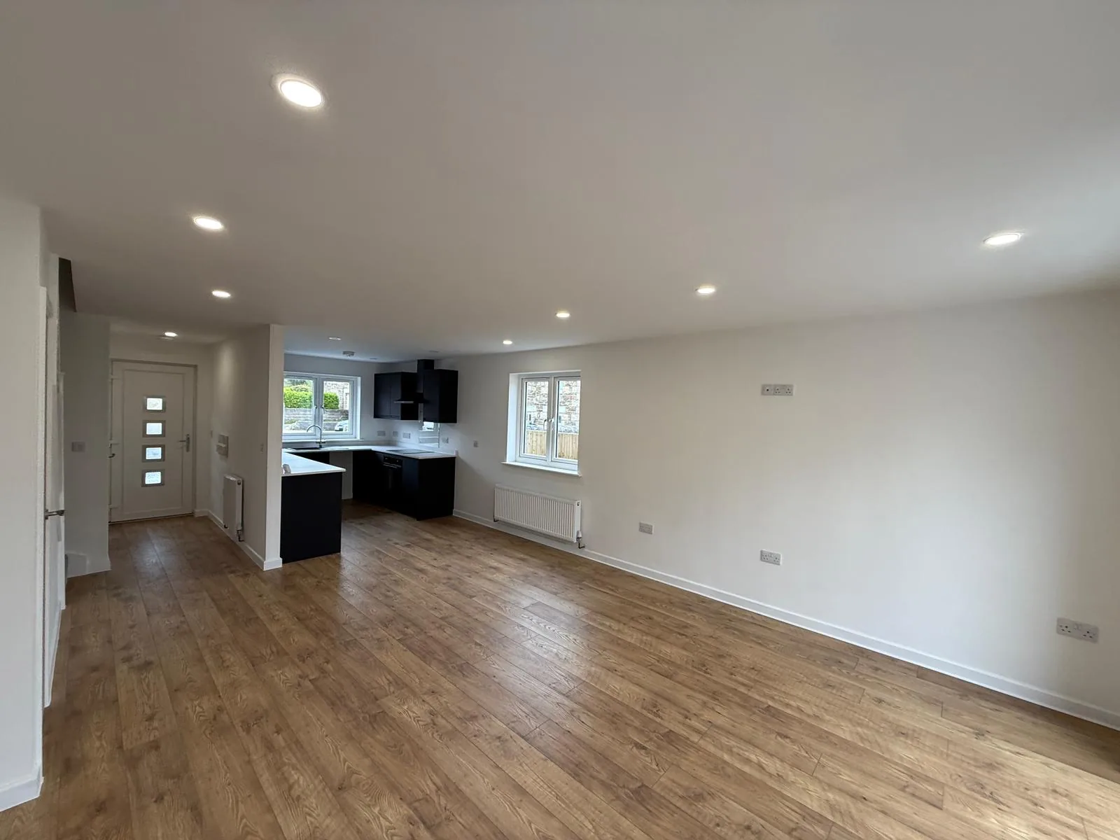 Chilli Road, Illogan — interior open-plan living and kitchen wide
