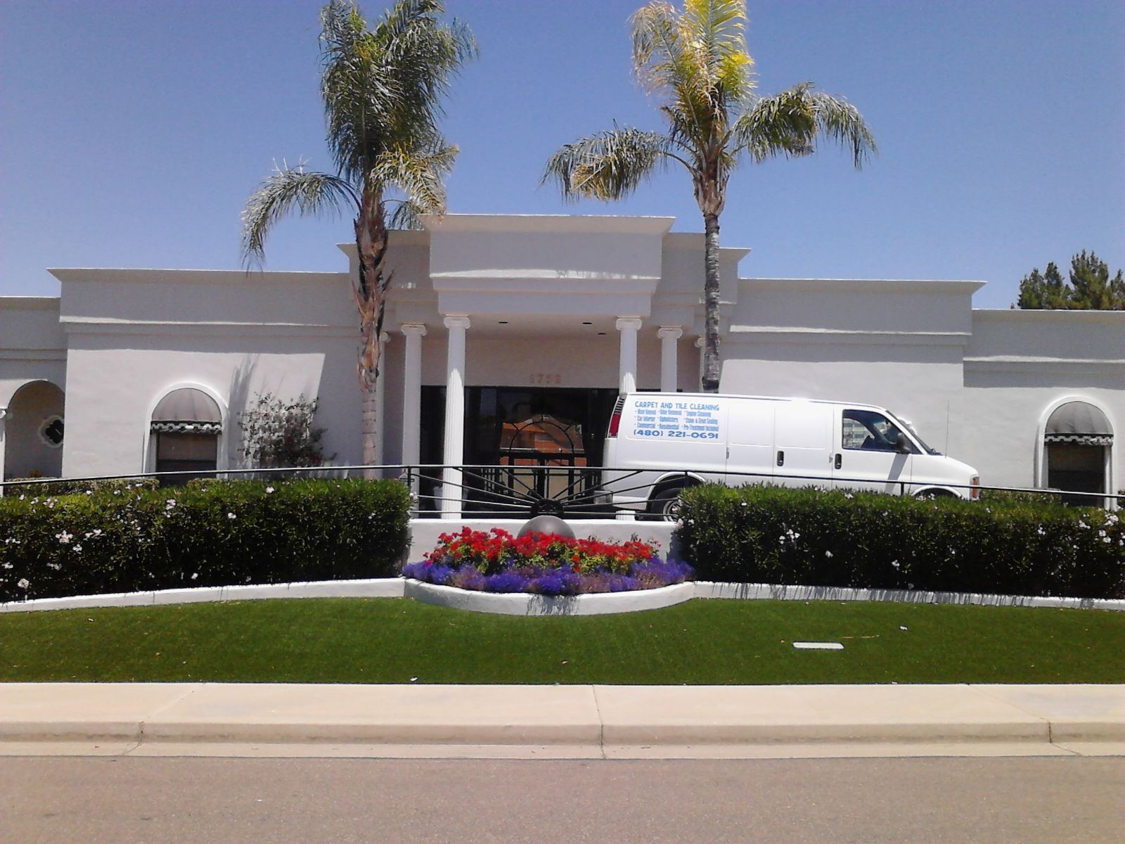 Abracadabra service van outside a Valley home