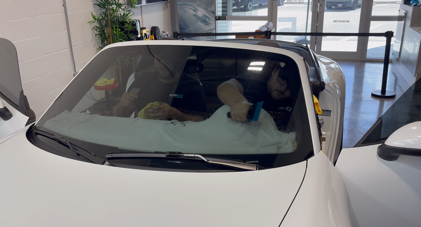 2017 Porsche 911 Turbo glass detail after window tint