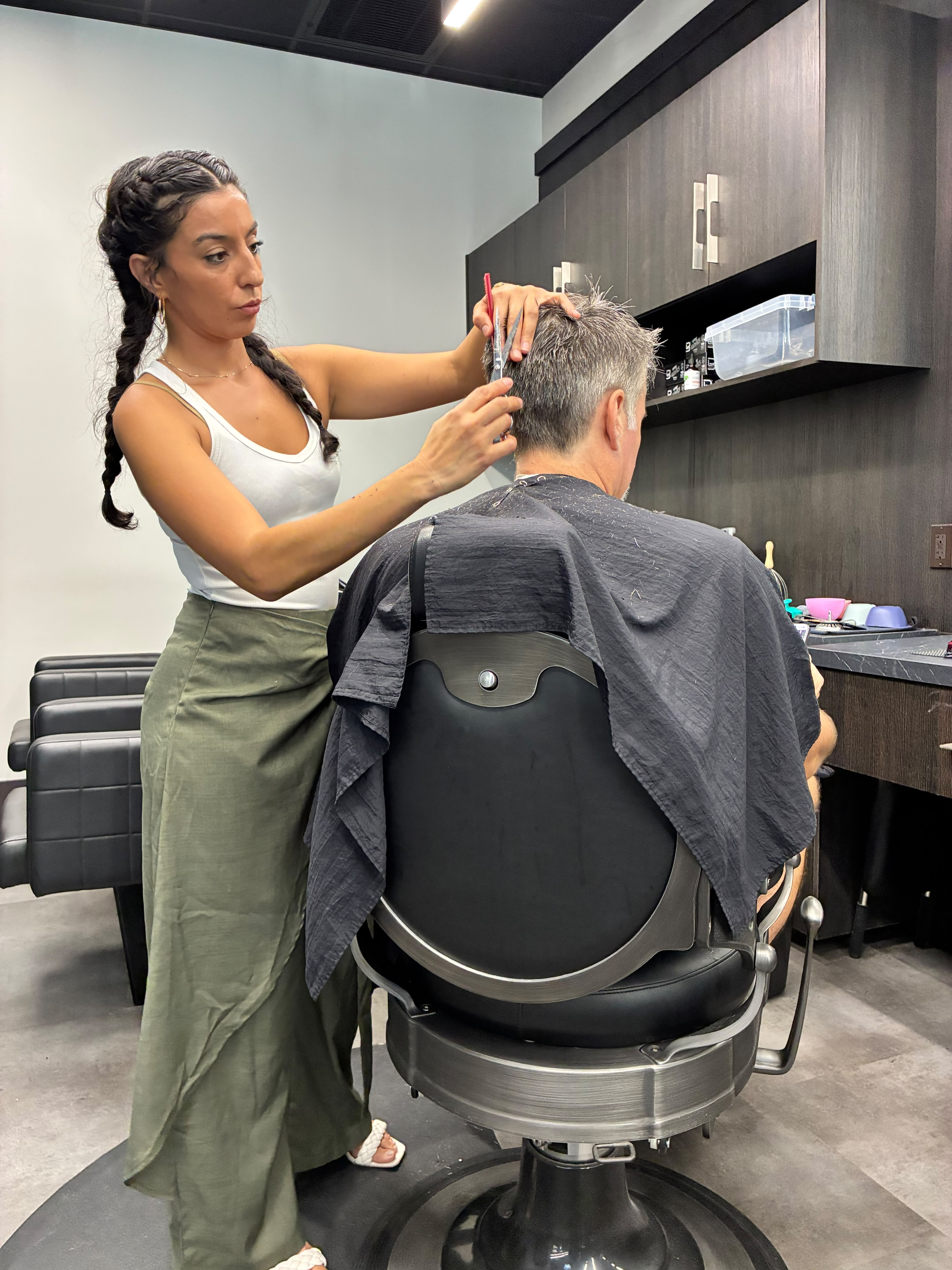 ManCave Premium Barbershop Downtown SRQ
