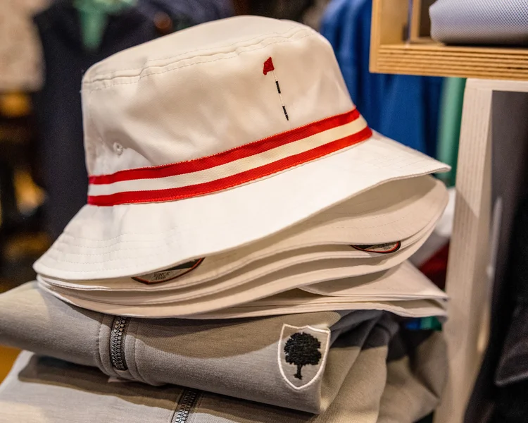 Caddie hat