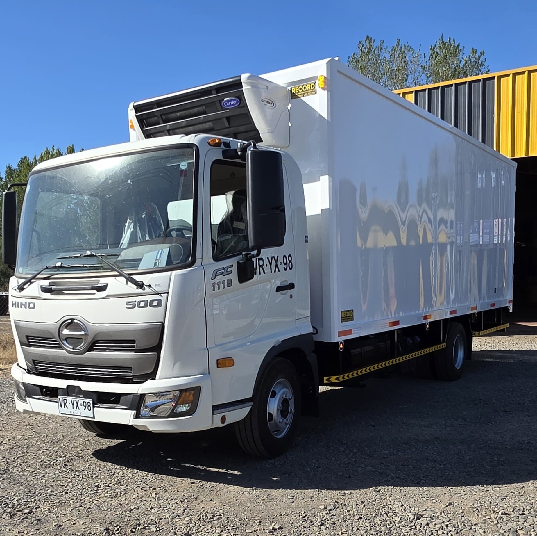 Furgón refrigerado para camión fabricado por Equipos Record