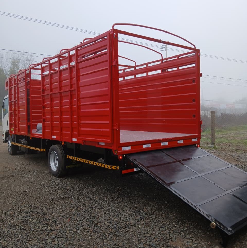 Jaula ganadera para transporte de animales — Equipos Record