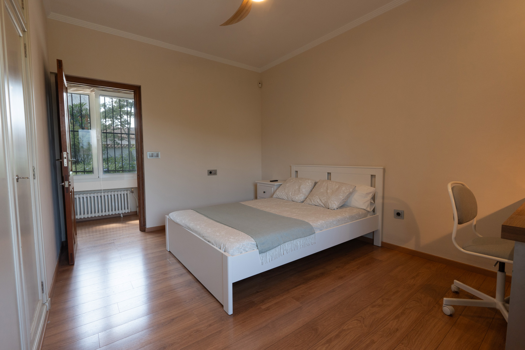 Tozal Large Room — Shared Bathroom at Edom Coliving Valencia — photo 3