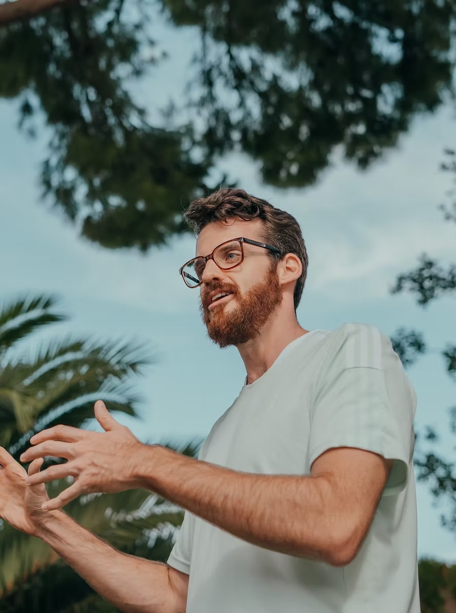 Phillip Thompson, host at Edom Coliving outside Valencia