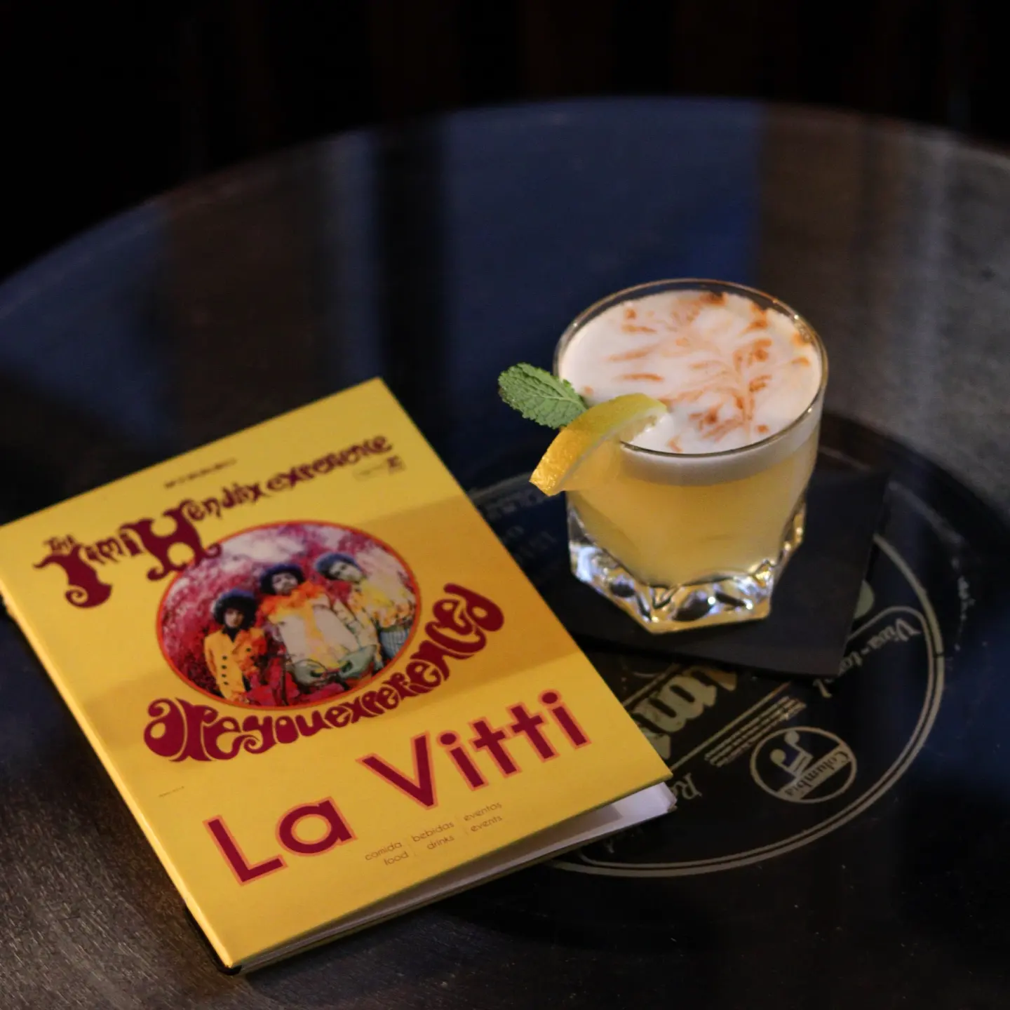 La Vitti underground jazz bar in Valencia — live music and events — photo 9