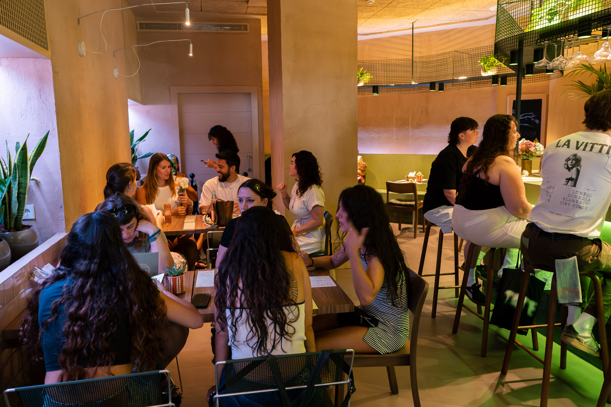 La Inocente restaurant in Valencia — food, atmosphere and community — photo 4