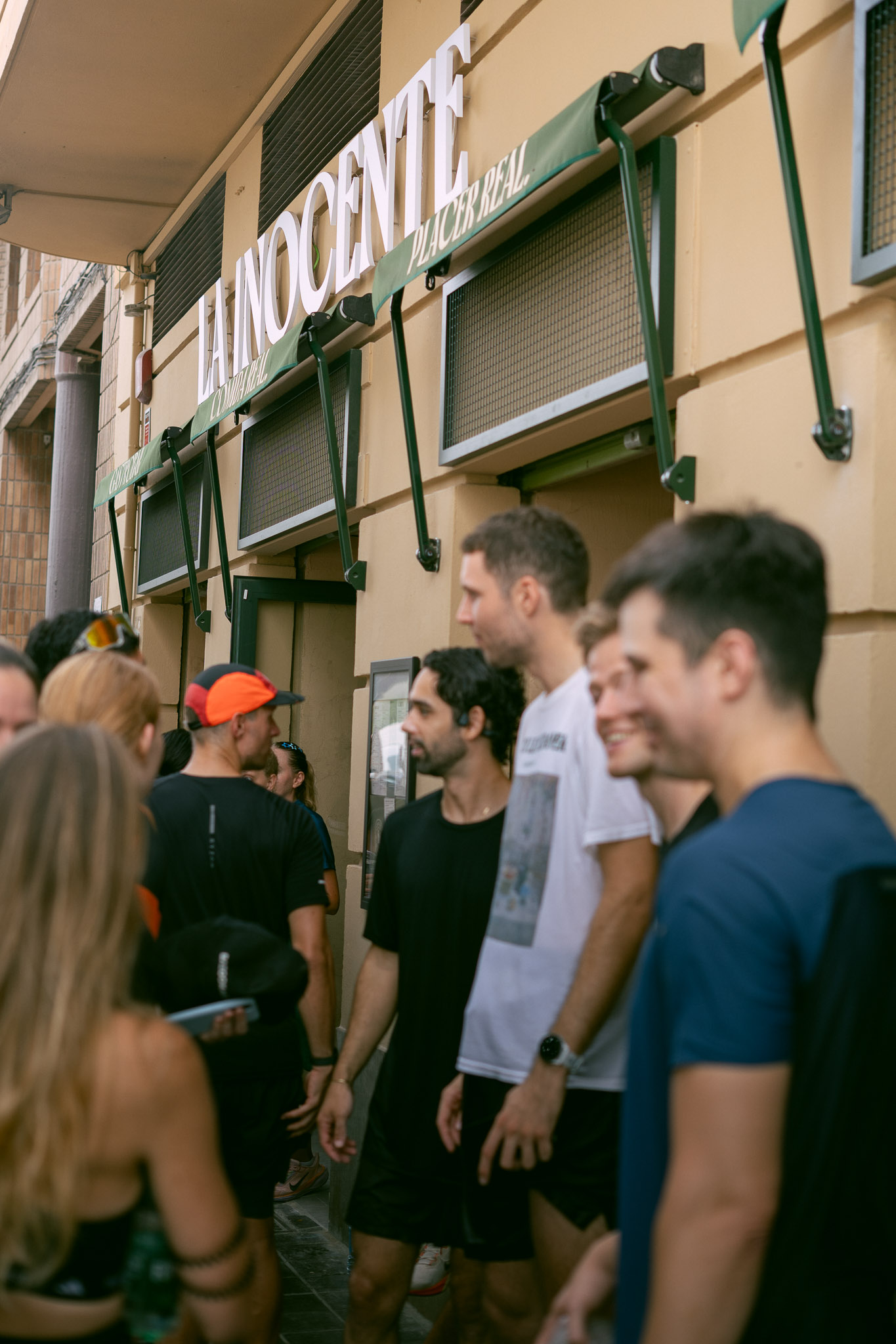 La Inocente restaurant in Valencia — food, atmosphere and community — photo 7
