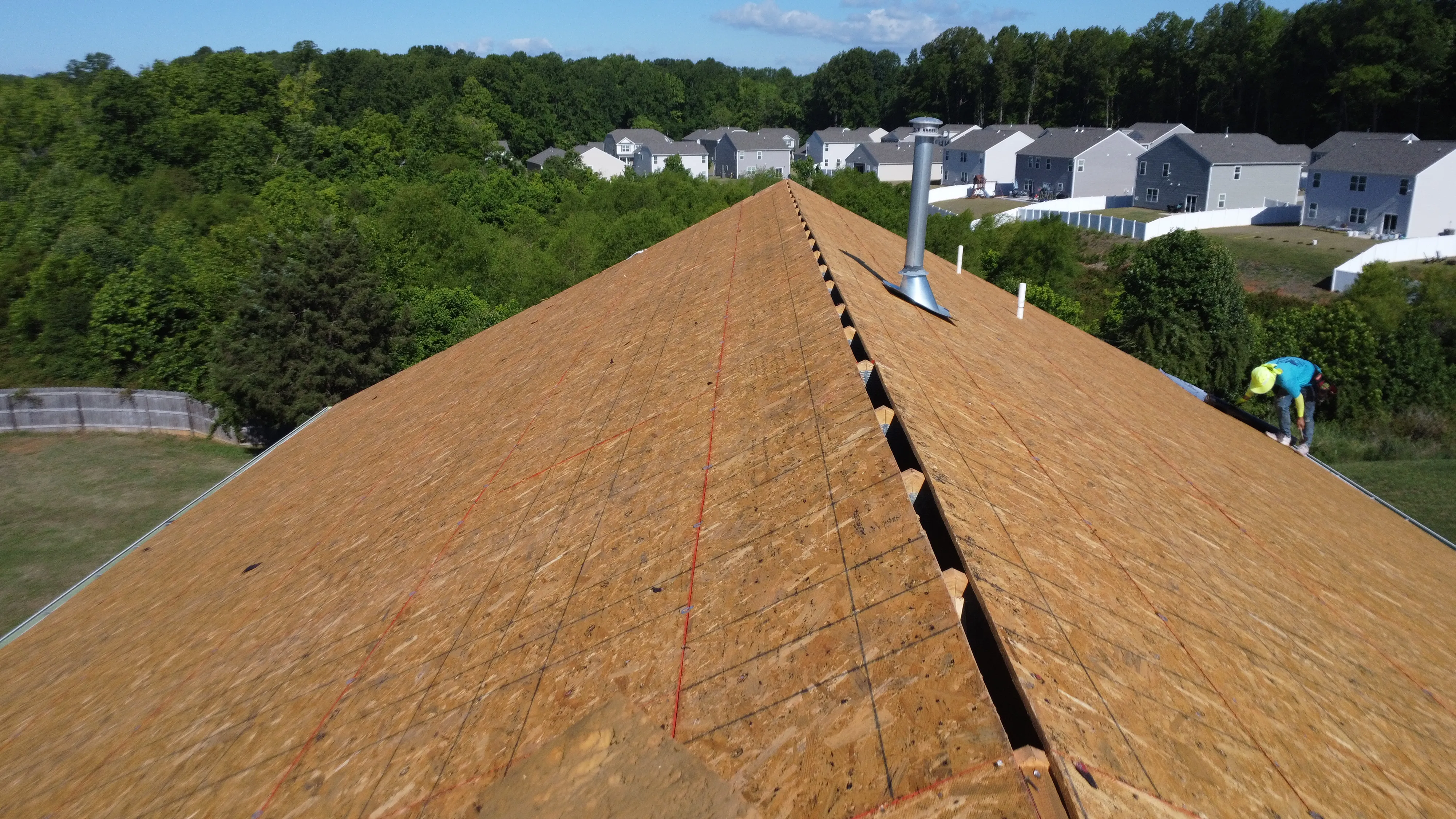 Residential roof maintenance service