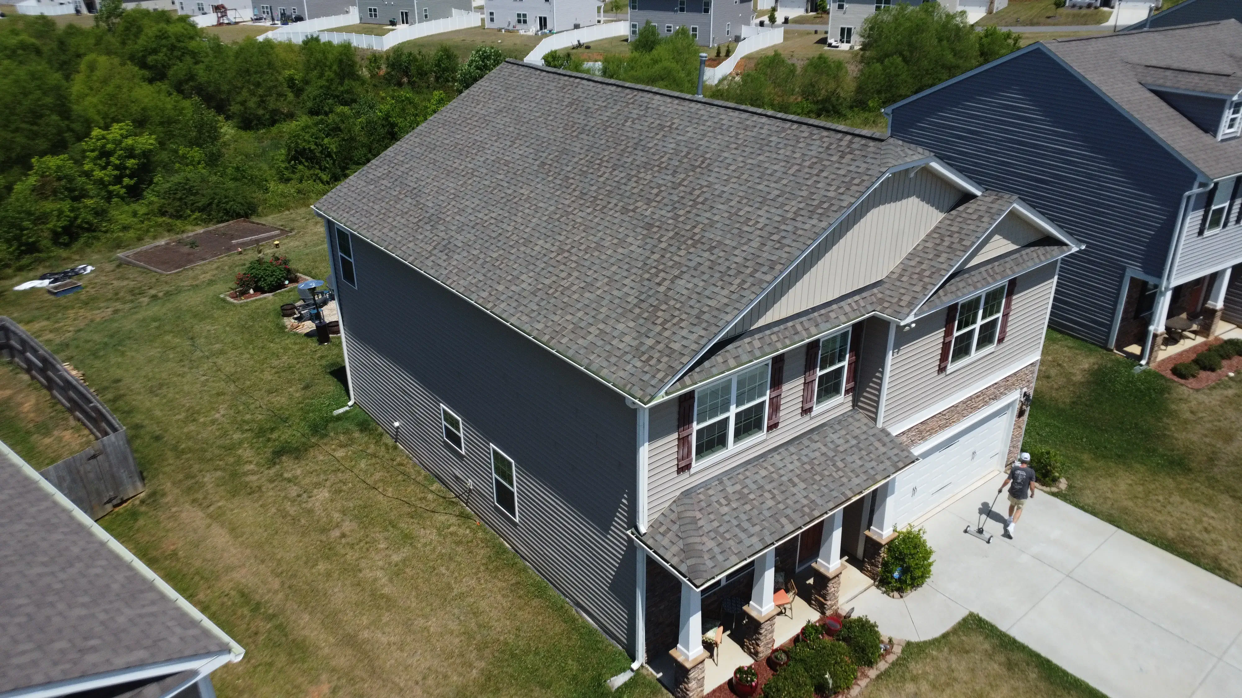 Asphalt shingle roof installation
