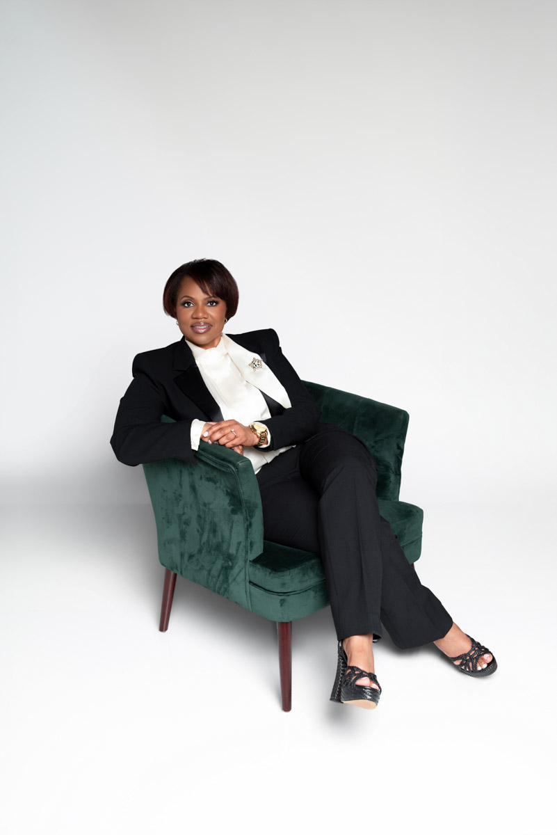 Personal branding portrait of counselor Davina during a professional headshot session with a Kansas City personal branding photographer.