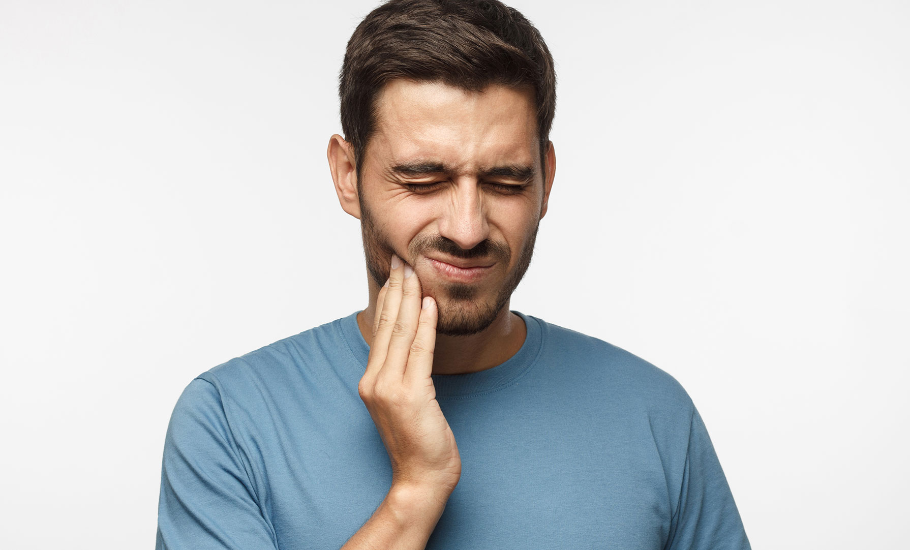 Woman with tooth pain