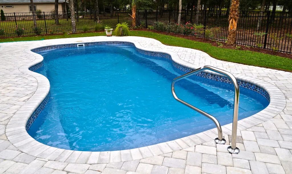 Fiberglass Pool Image