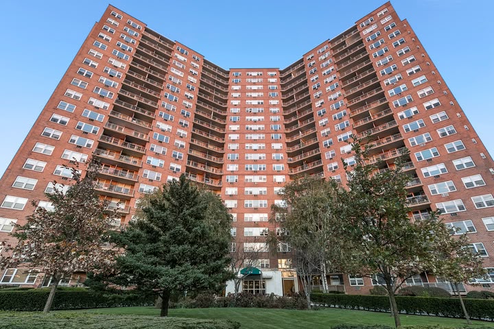 Brick co-op apartment complex