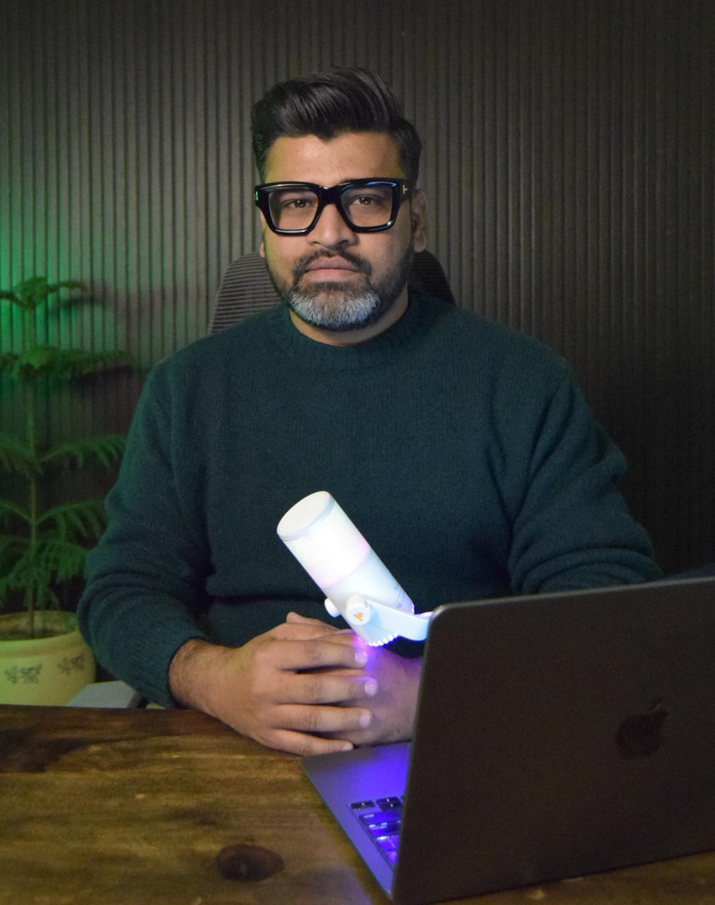 Ikram Ali — Founder, Social Mavericks