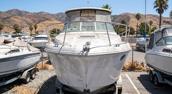 Boat gel coat UV oxidation damage from open storage in the Inland Empire California Boat gel coat UV oxidation damage from open storage in the Inland Empire California