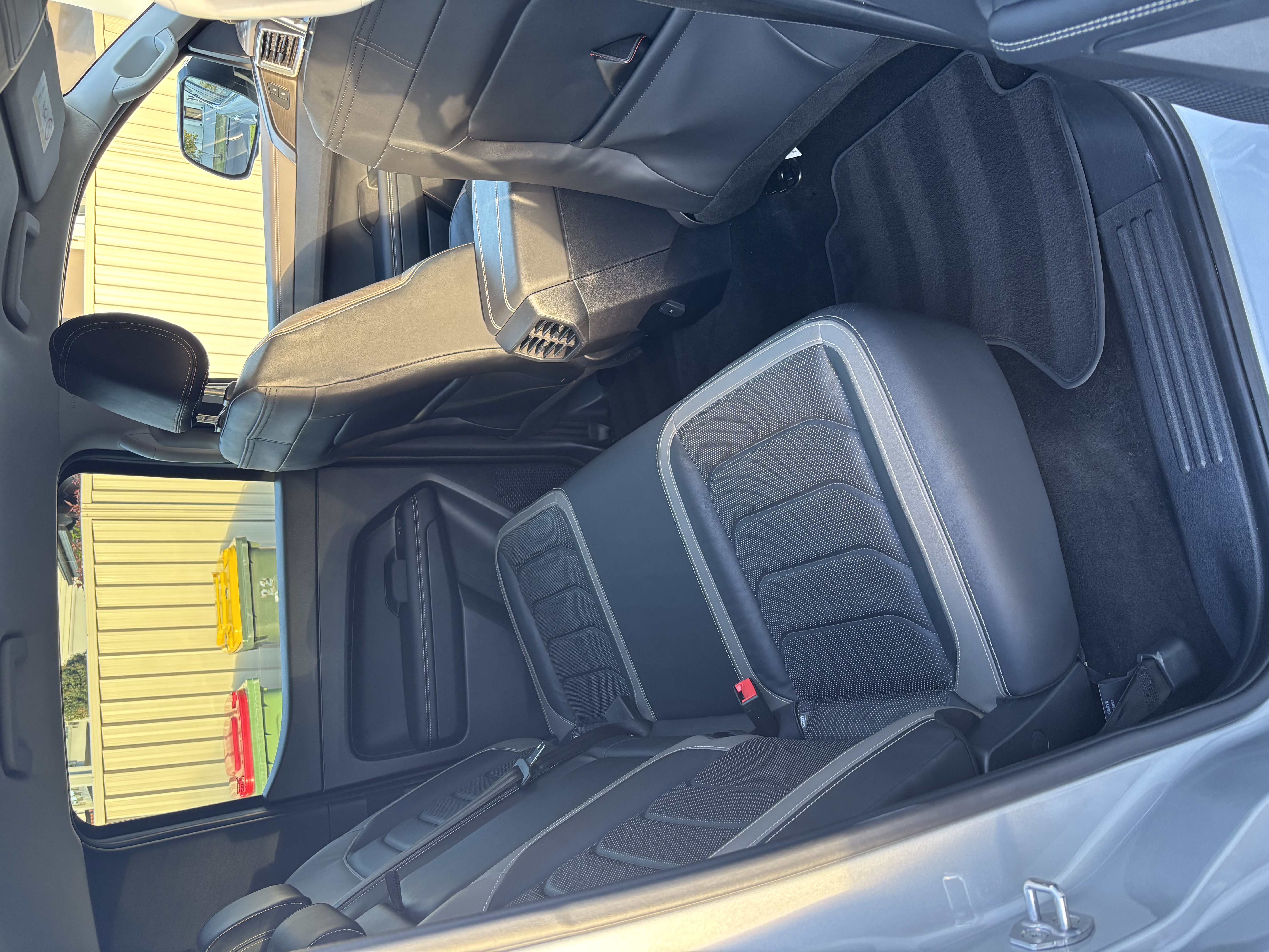 Amarok rear interior detail
