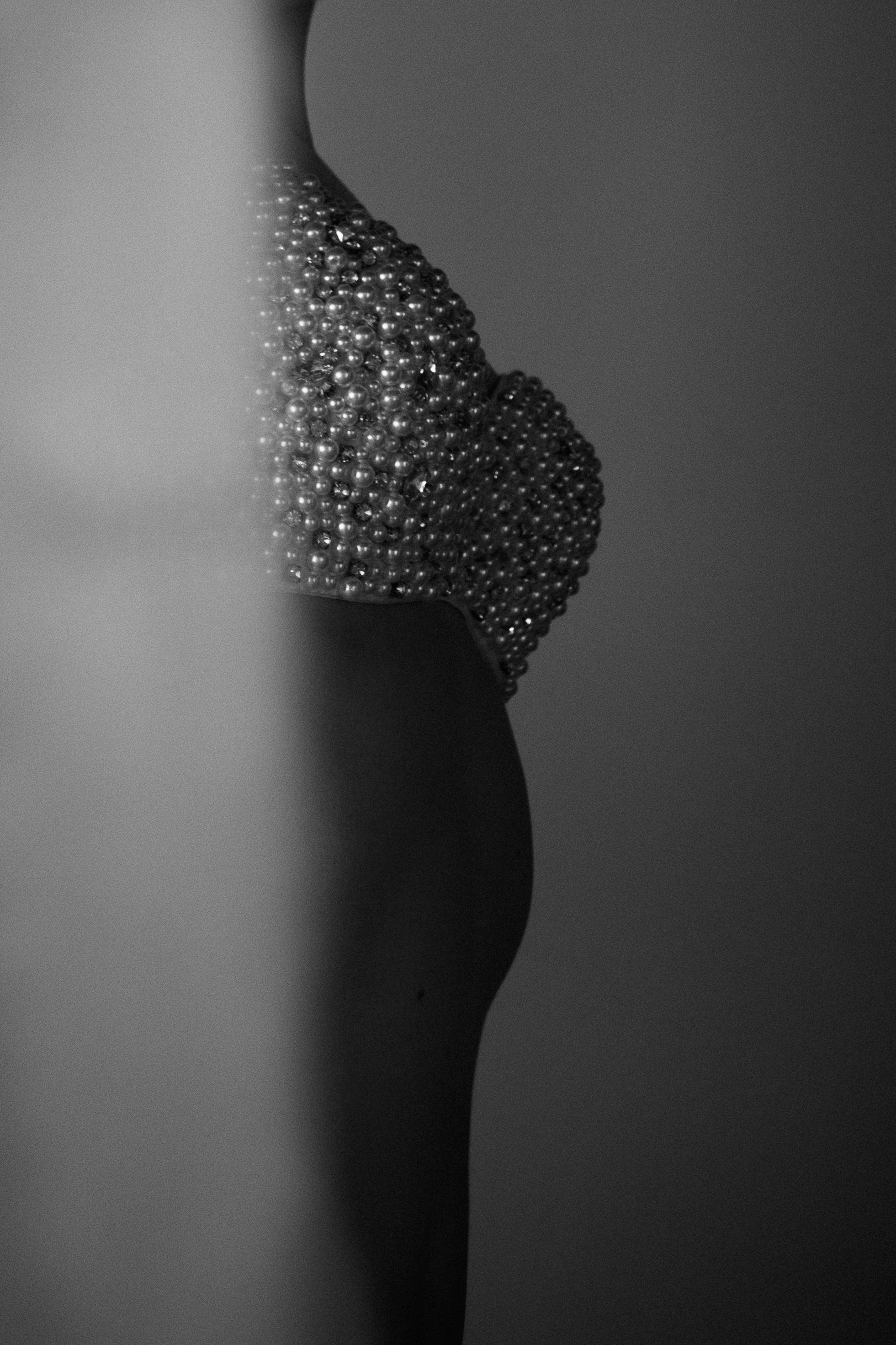 Professional boudoir photographer Empowering photography session Glamorous boudoir photos Artistic boudoir photography Personalized boudoir photoshoot