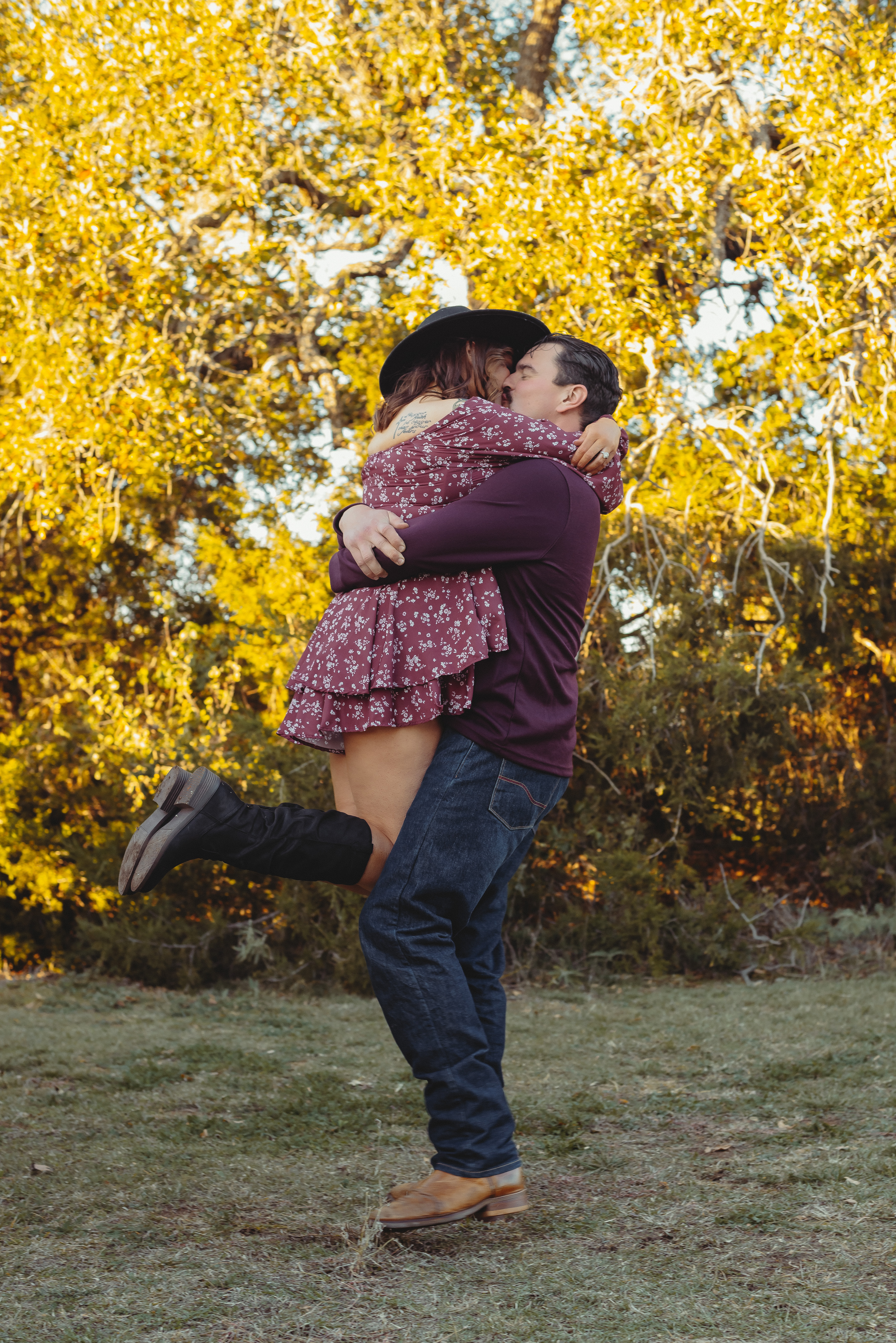 Sensual photography session Elegant boudoir portraits Confidence-boosting photo shoot Boudoir photography packages