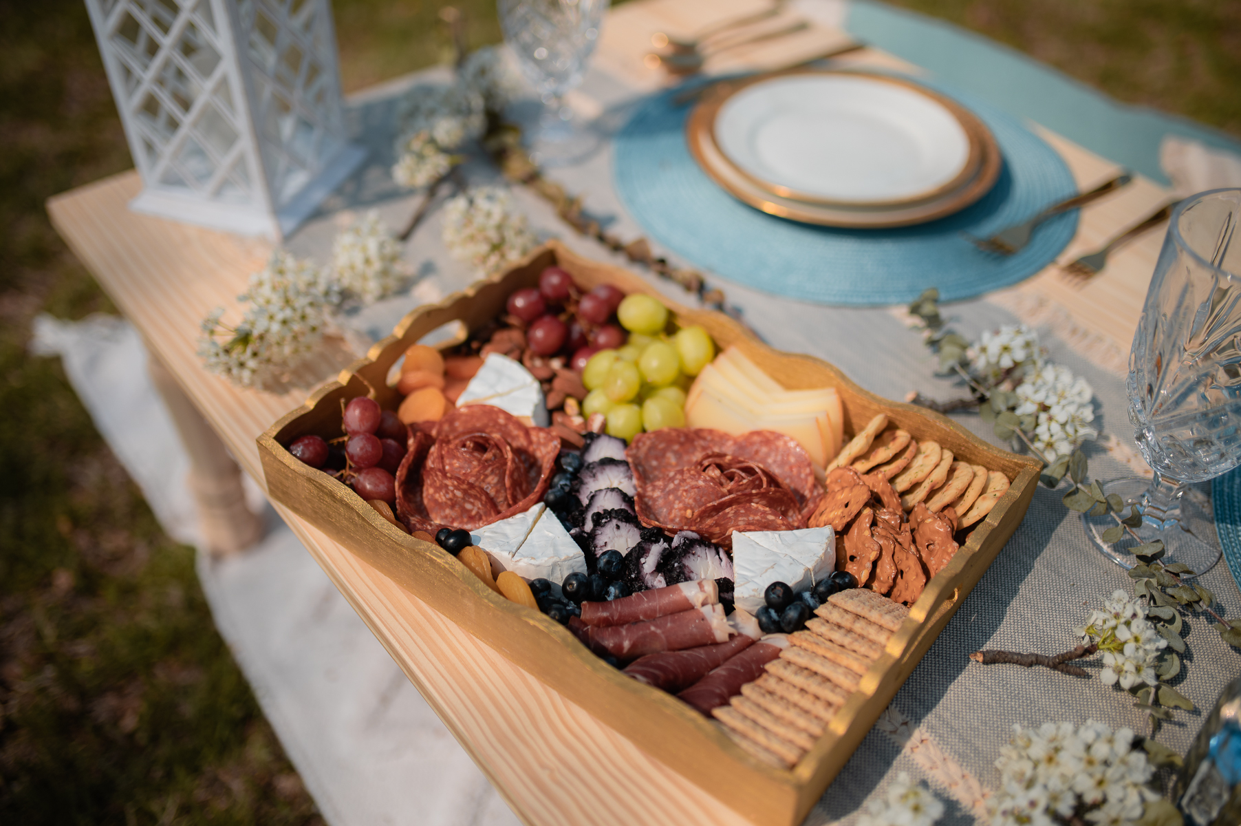 Luxury Picnics in Flint Hills Couple Date Night, Proposals, Mother's Day
