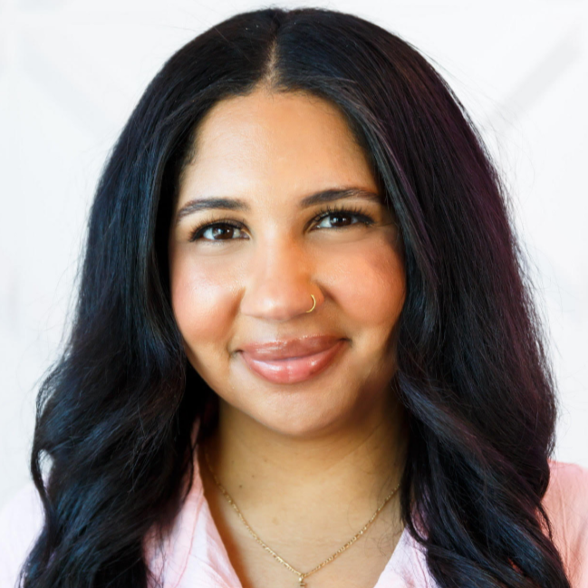 Monique - Social Media Manager