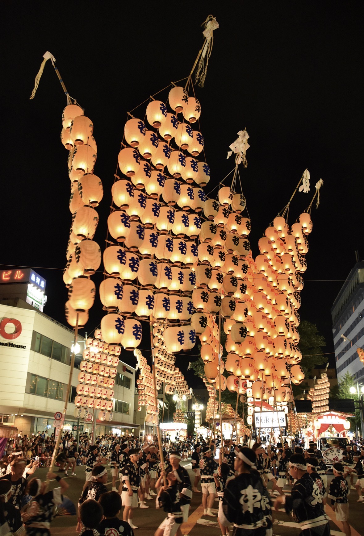 Akita Kantō Matsuri