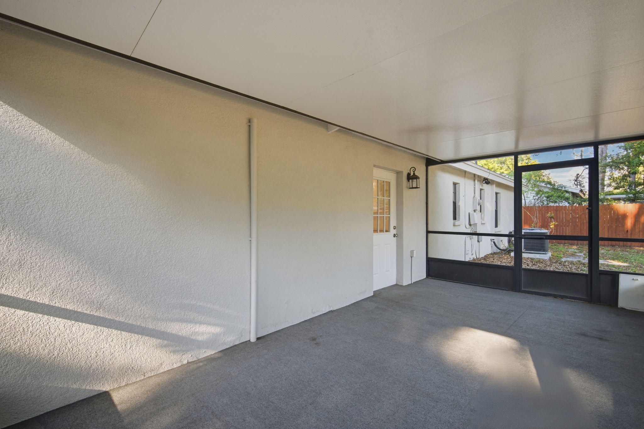 4110 W Leila Ave - Bathroom