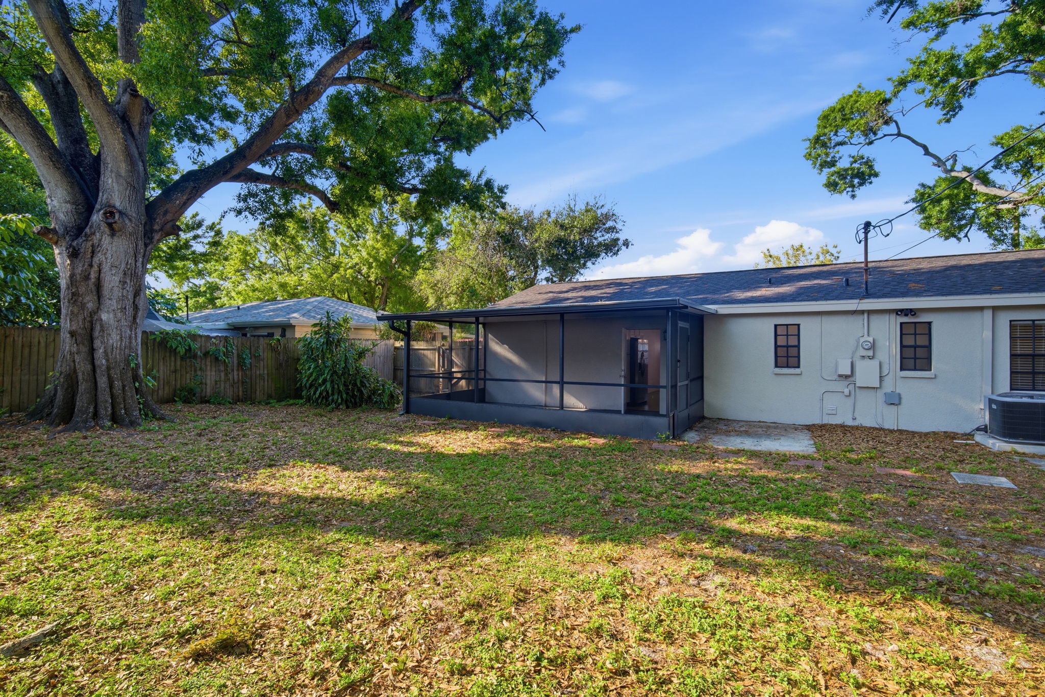 4110 W Leila Ave - Kitchen