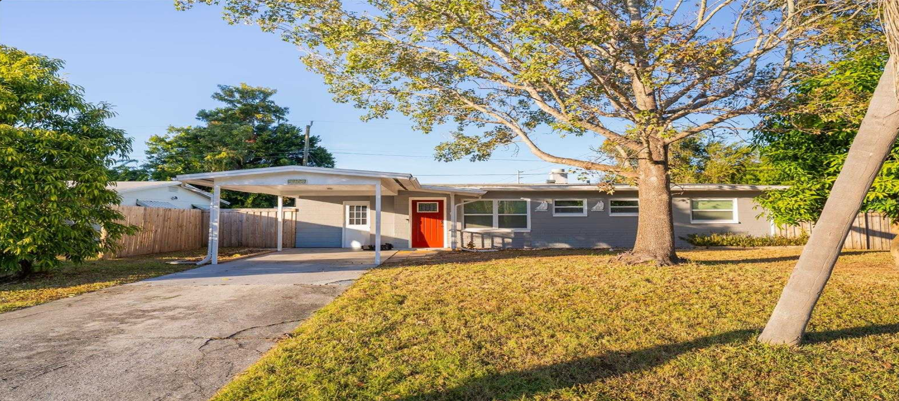 5205 98th Ter - Front View